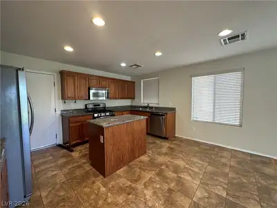 10749 Chickasaw Bend Court, Las Vegas, NV 89129 Kitchen
