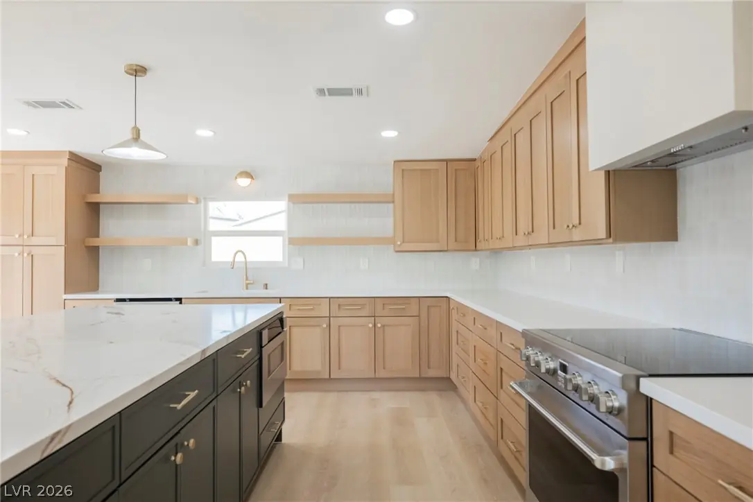 617 East Fairway Road, Henderson, NV 89015