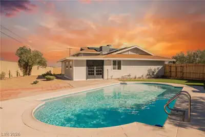 617 East Fairway Road, Henderson, NV 89015 
