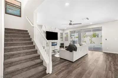 10310 Sierra Skye Avenue, Las Vegas, NV 89166 Living Room