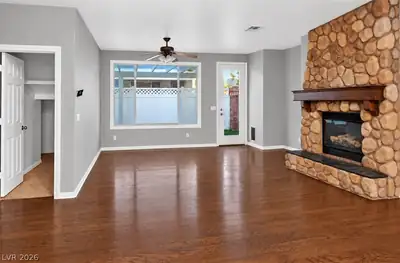 6276 Huntington Ridge Avenue, Las Vegas, NV 89139 Living Room