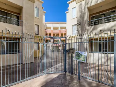 260 East Flamingo Road 220, Las Vegas, NV 89169 