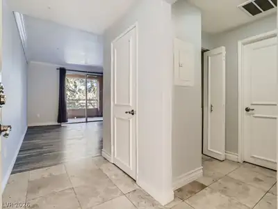 260 East Flamingo Road 220, Las Vegas, NV 89169 