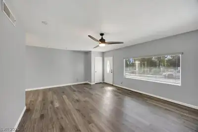 3338 Dunham Court, Las Vegas, NV 89121 Living Room