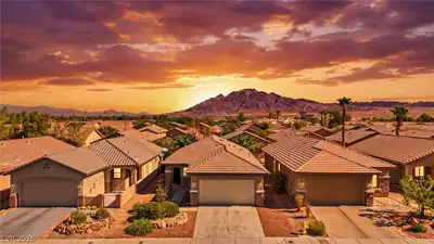 5976 Wheat Penny Avenue, Las Vegas