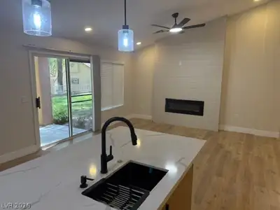 2924 Linkview Drive, Las Vegas, NV 89134 Kitchen