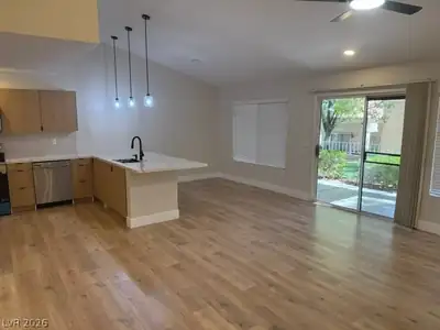 2924 Linkview Drive, Las Vegas, NV 89134 Living Room