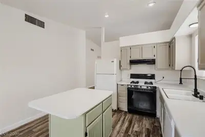 7564 Durham Hall Avenue 201, Las Vegas, NV 89130 
