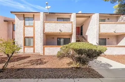 5264 Child Court 92, Las Vegas, NV 89103 Front of Structure