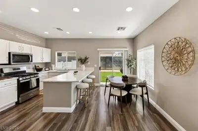 2594 Lazy Saddle Drive, Henderson, NV 89002 Kitchen