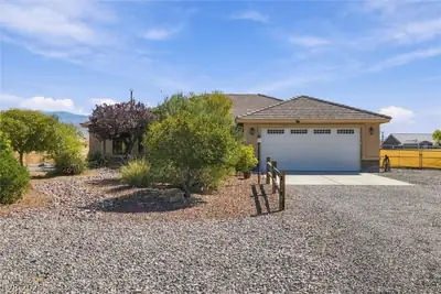 1901 Old West Avenue, Pahrump