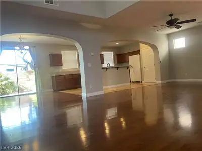 1613 YELLOW TULIP Place n, Henderson, NV 89012 Living Room