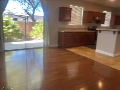 1613 YELLOW TULIP Place n, Henderson, NV 89012 Living Room
