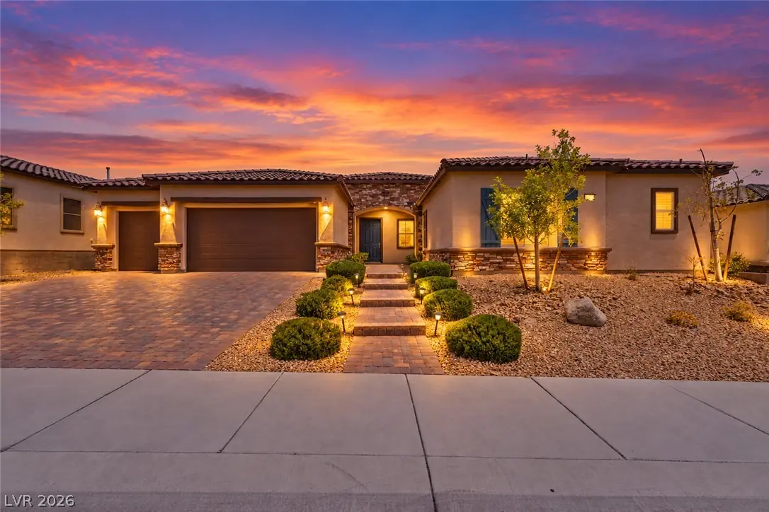 10100 Cambridge Brook Avenue, Las Vegas, NV 89149