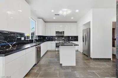 9726 Sweet Jasmine Drive, Las Vegas, NV 89148 Kitchen