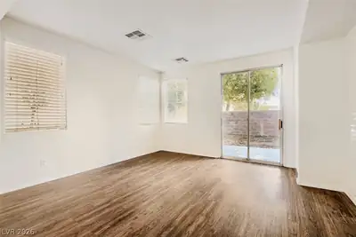 9875 Travis Lake Court, Las Vegas, NV 89148 Living Room