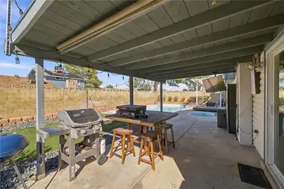 7624 Alina Avenue, Las Vegas, NV 89145 Patio