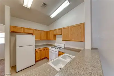 2560 Land Rush Drive, Henderson, NV 89002 Kitchen