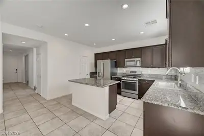 7841 Blue Lake Peak Street, Las Vegas, NV 89166 Kitchen