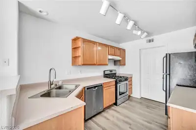 511 Armenian Place, Henderson, NV 89052 Kitchen