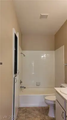 1900 North Torrey Pines Drive 212, Las Vegas, NV 89108 Bathroom