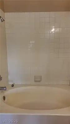 1900 North Torrey Pines Drive 212, Las Vegas, NV 89108 Bathroom
