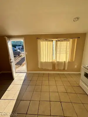 1124 Laurel Avenue 1, Las Vegas, NV 89104 Dining Area