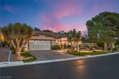 5300 Singing Hills Drive, Las Vegas, NV 89130 