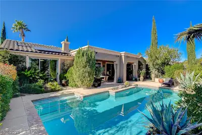 5152 Vincitor Street, Las Vegas, NV 89135 Pool