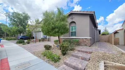 8861 Highland Skye Drive, Las Vegas, NV 89166 Front of Structure