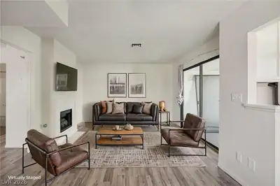 4889 South Torrey Pines Drive 201, Las Vegas, NV 89103 