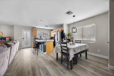 4144 Wheatleigh Court, Las Vegas, NV 89115 Dining Area