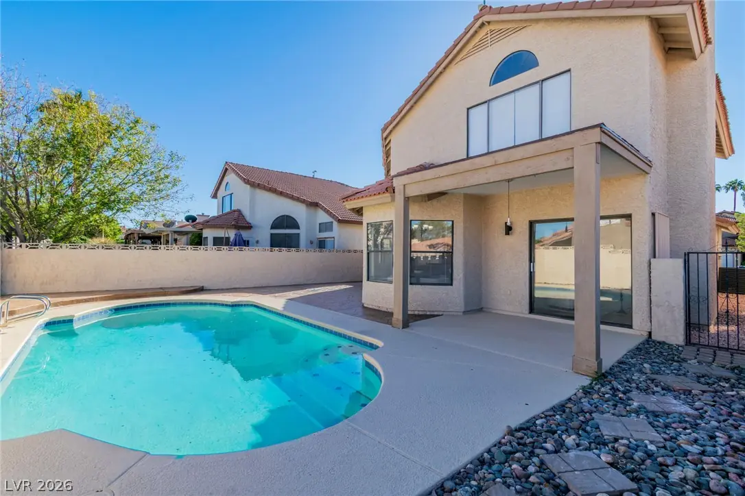 370 Rushing Creek Court, Henderson, NV 89014