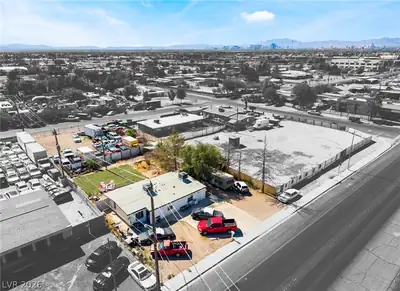 5351 East Lake Mead Boulevard, Las Vegas