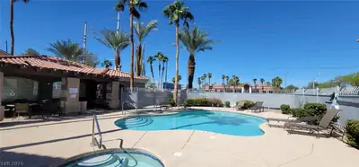 5525 West Flamingo Road 2033, Las Vegas, NV 89103 Pool