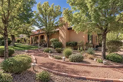 29 Cottonwood Drive, Blue Diamond, NV 89004 Front of Structure