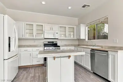 5846 Lee Fairy Court, Las Vegas, NV 89139 Kitchen