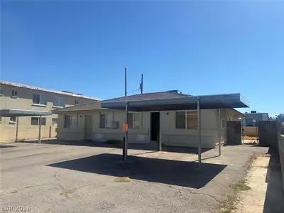 204 North Kola Street, Henderson, NV 89015 Front of Structure
