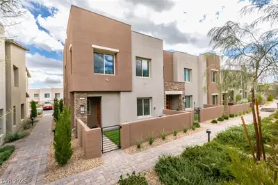 600 North Carriage Hill Drive 1195, Las Vegas, NV 89138 Front of Structure