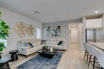 600 North Carriage Hill Drive 1195, Las Vegas, NV 89138 Living Room