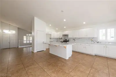 8332 Spring Arts Avenue, Las Vegas, NV 89129 Kitchen