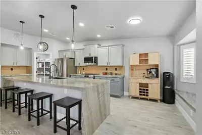 8018 Rushmore Avenue, Las Vegas, NV 89131 Kitchen