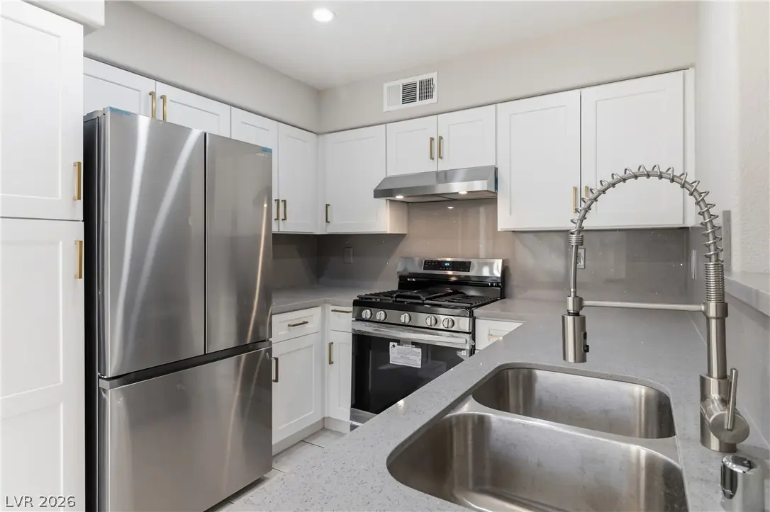 3144 Tarpon Drive 204, Las Vegas, NV 89120