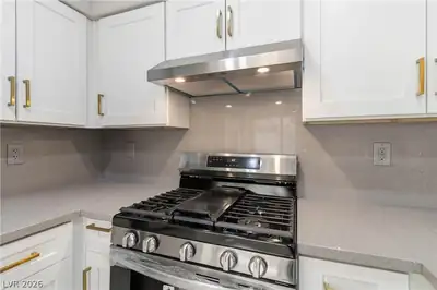 3144 Tarpon Drive 204, Las Vegas, NV 89120 Kitchen