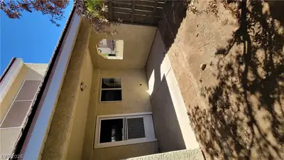 6761 Holmby Avenue C5, Las Vegas, NV 89146 Patio