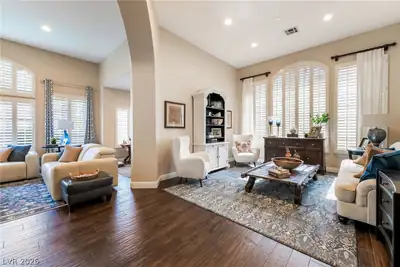 1892 Woodhaven Drive, Henderson, NV 89074 Living Room