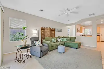 6097 Falconer Avenue, Las Vegas, NV 89122 