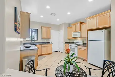 6097 Falconer Avenue, Las Vegas, NV 89122 