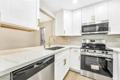 601 Cabrillo Circle 431, Henderson, NV 89015 Kitchen
