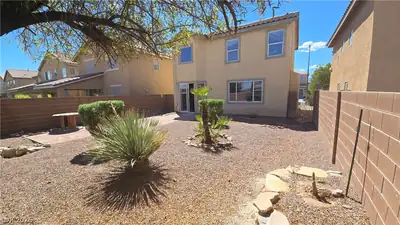 6940 Caspian Tern Street, North Las Vegas, NV 89084 Yard